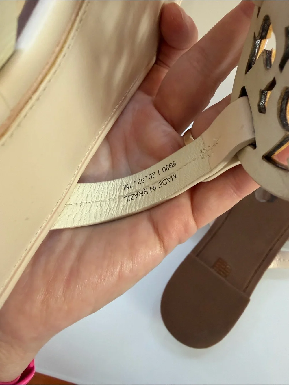 NWOT Tory Burch Miller Leather Logo Thong Sandals in Nude Pink